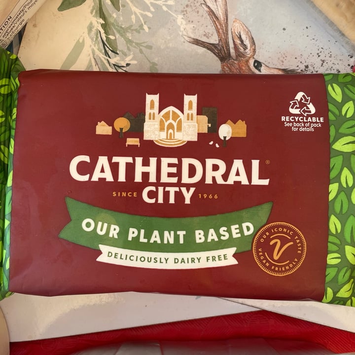 photo of Cathedral City Plant Based Block shared by @benji on  26 Dec 2022 - review