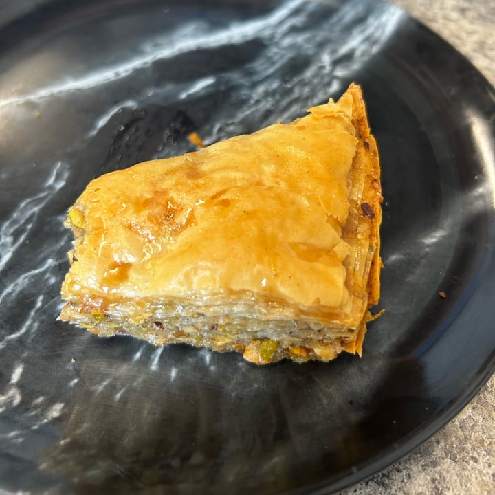 photo of Make It Vegan Baklava shared by @nathlena19 on  23 Apr 2023 - review