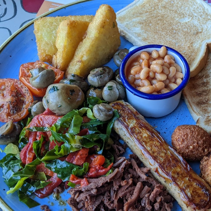 photo of Estadio Lounge Big Vegan Breakfast shared by @dyljohbar on  18 Jan 2023 - review