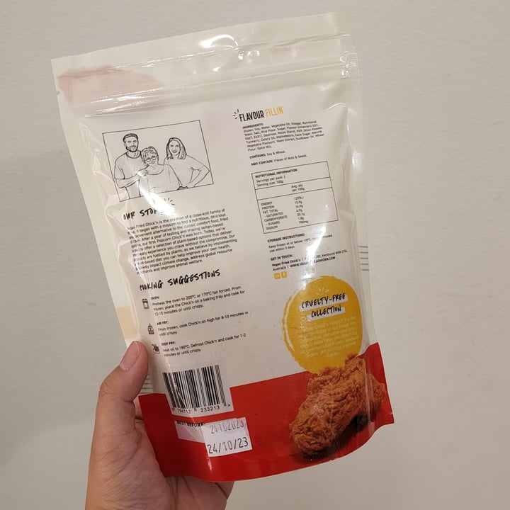 photo of Vegan Fried Chick’n Original battered fillets shared by @skinticket08 on  28 Apr 2023 - review