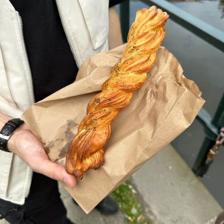 photo of SAINT-JEAN Amsterdam rosemary and salt pastry shared by @earthlinged on  29 May 2023 - review