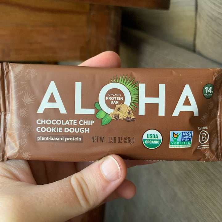 photo of Aloha Chocolate Chip Cookie Dough (plant-based protein) shared by @stargazer00742 on  30 Dec 2022 - review