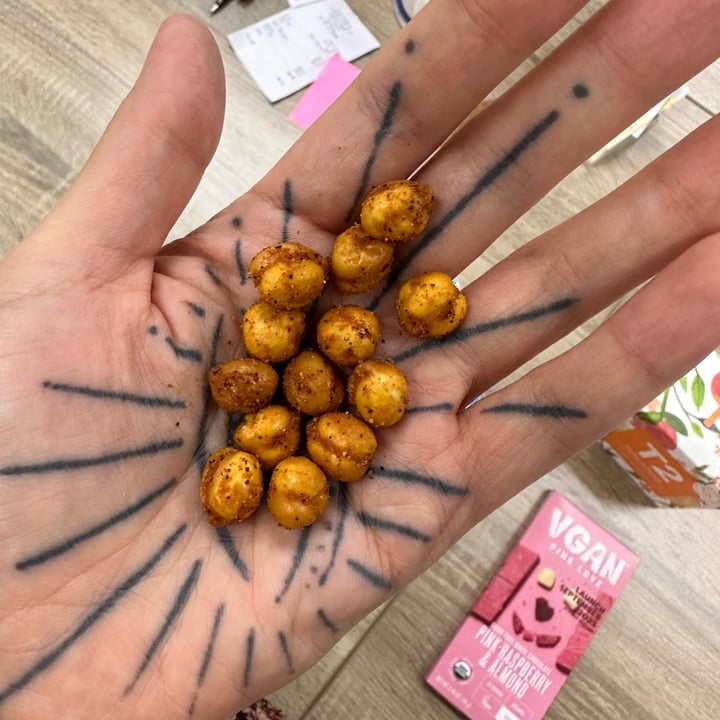 photo of Biena Snacks Chickpea Snacks Habanero shared by @dafnelately on  26 May 2023 - review