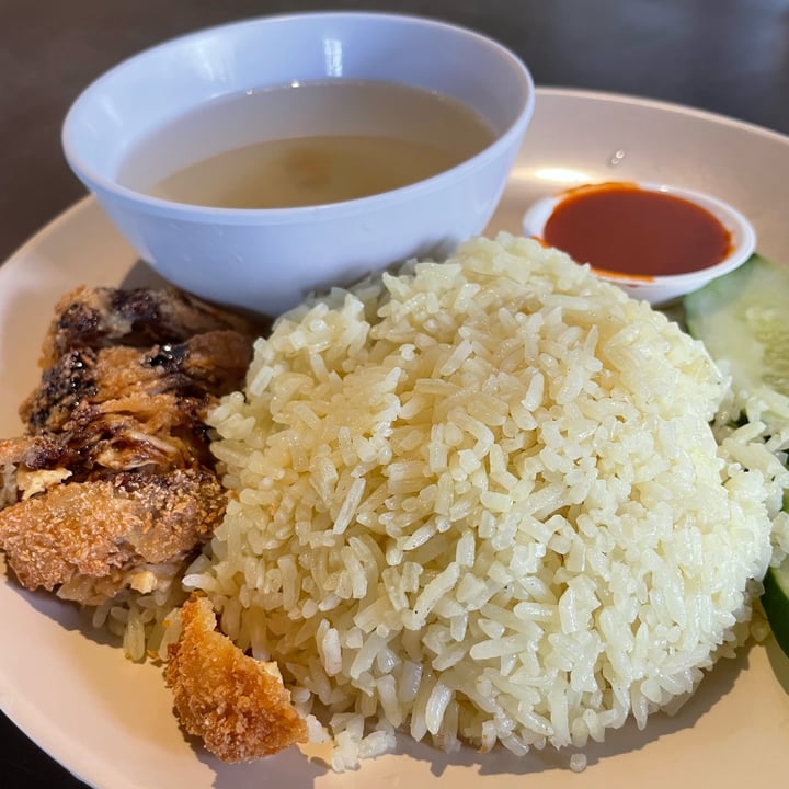 photo of Divine Vegetarian Family Restaurant Chicken Rice shared by @babytopaz on  24 Jul 2023 - review