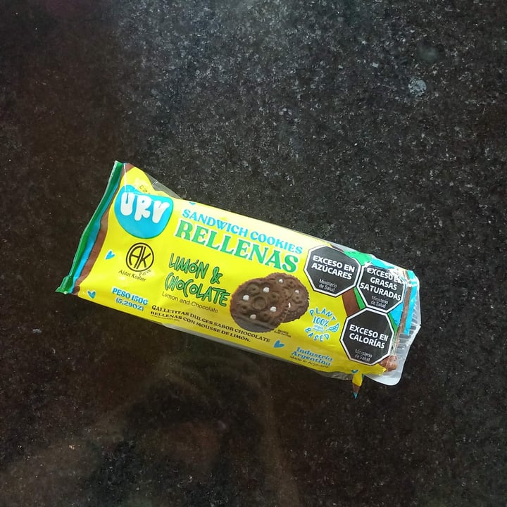 photo of Un Rincón Vegano galletitas limon y chocolate shared by @camelia on  07 Apr 2023 - review