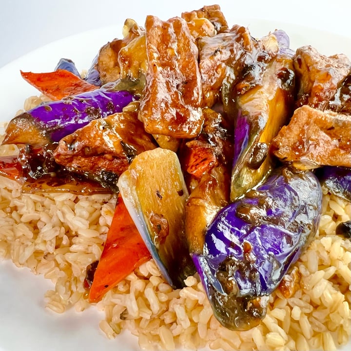 photo of Uncle Tsang's Kitchen Eggplant with Black Bean Sauce plus Tofu shared by @pdxveg on  08 Mar 2023 - review