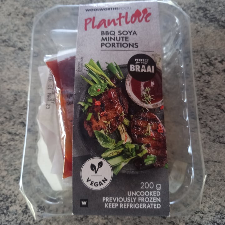 photo of Woolworths Food PlantLove BBQ Soya Minute Portions shared by @colleenc on  26 Feb 2023 - review