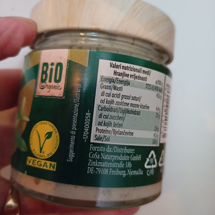 photo of Vemondo Organic wild garlic spread bio shared by @marinasacco on  04 Feb 2023 - review