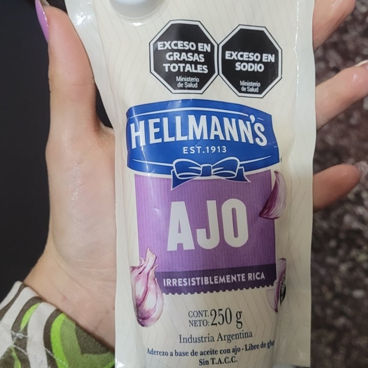 photo of Hellmann’s Aderezo de Ajo shared by @miicaelanatali on  11 Jun 2023 - review