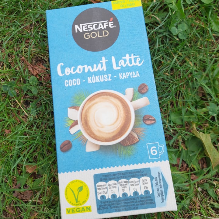 photo of Nescafé Gold Coconut Latte shared by @itscristinaag on  08 Aug 2023 - review