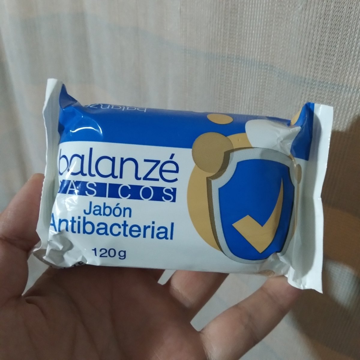 Jabón antibacterial from Balanzé - Vegan Product Reviews & Ratings ...