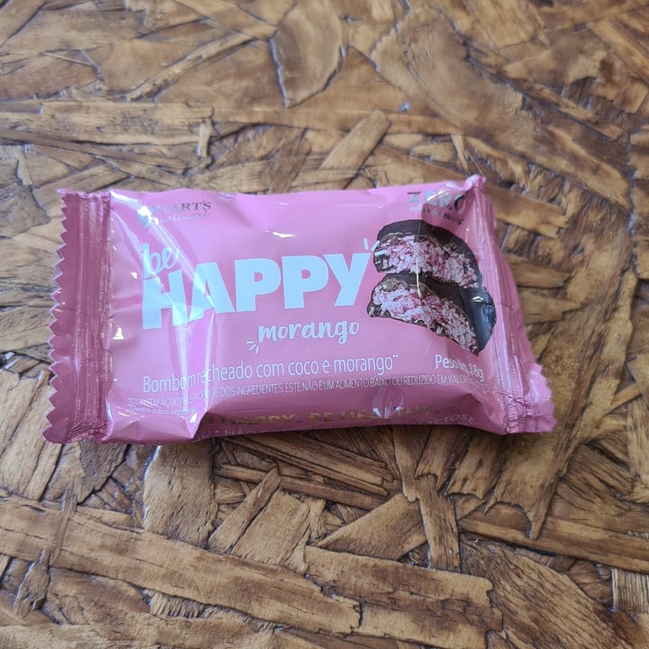 photo of Be Happy Bombom recheado com coco e morango shared by @vivianmaximo on  03 Mar 2023 - review