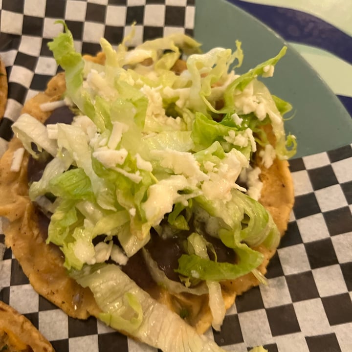 photo of Groovy's Taquería Vegana sope sencillo shared by @karenaho1 on  04 Mar 2023 - review