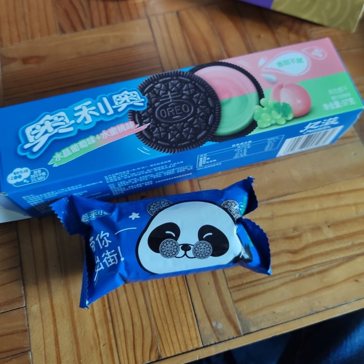 photo of  Mondelēz International Oreo uva e pesca shared by @maxomimo on  15 Mar 2023 - review