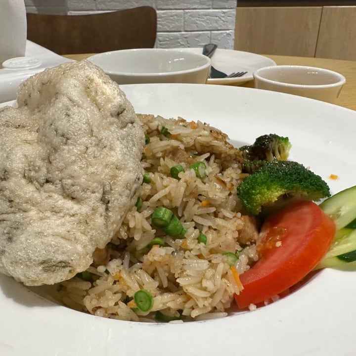 photo of D’Life Signature Yang Zhou Fried Rice shared by @nuttylilsien on  10 Jun 2023 - review