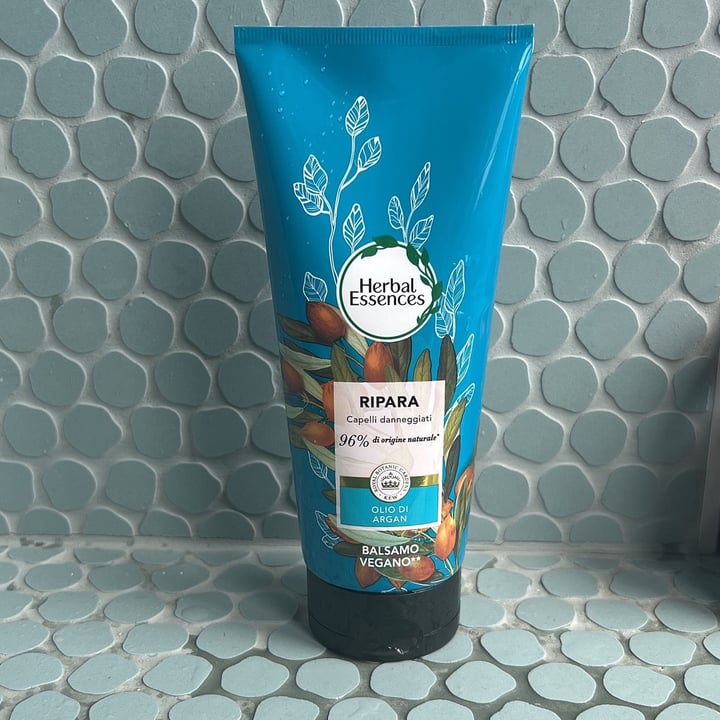 photo of Herbal Essences Balsamo olio di Argan shared by @annaberger on  18 Jun 2023 - review
