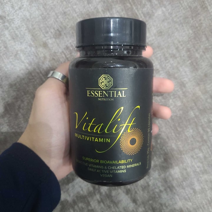 photo of Essential Nutrition Multivitaminico shared by @giovannathais on  25 May 2023 - review