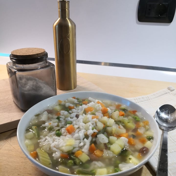 photo of Freshona Minestrone 16 verdure shared by @10021992 on  28 Mar 2023 - review