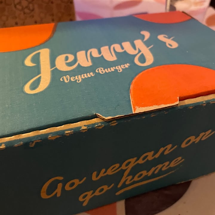 photo of Jerry's Vegan Burgers Jerry’s Mexican Mila shared by @unavegana on  28 Dec 2022 - review