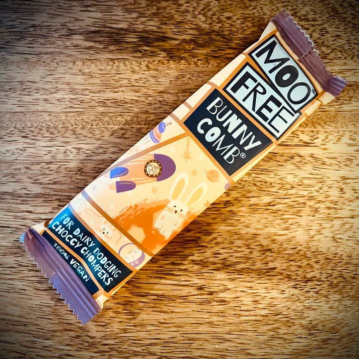 photo of Moo Free Bunnycomb Bar shared by @veganaturally on  31 Dec 2022 - review