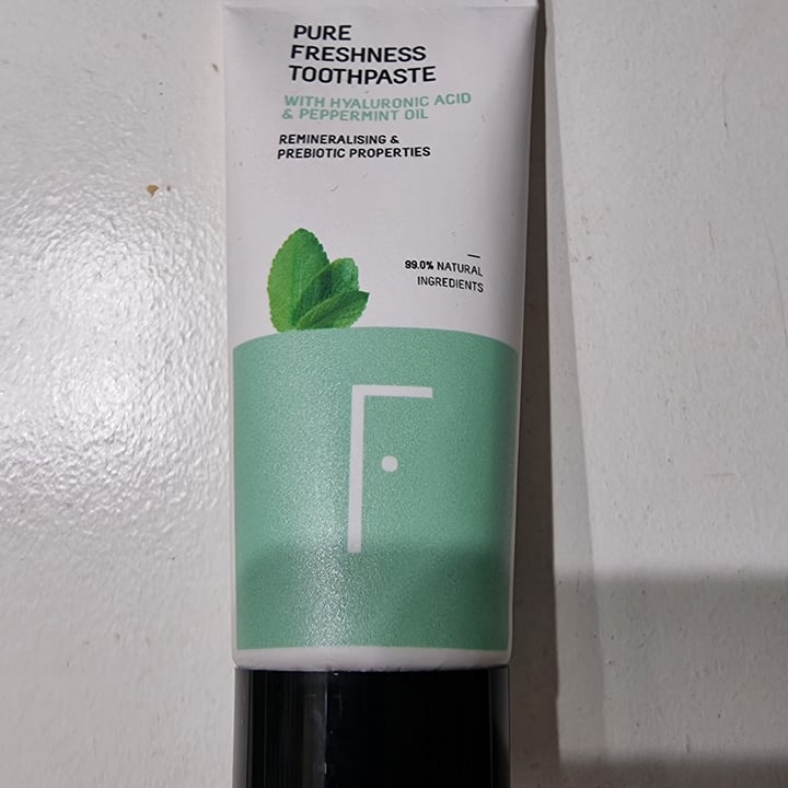 photo of Freshly Cosmetics Pasta De Dientes shared by @crisnemo on  29 Apr 2023 - review