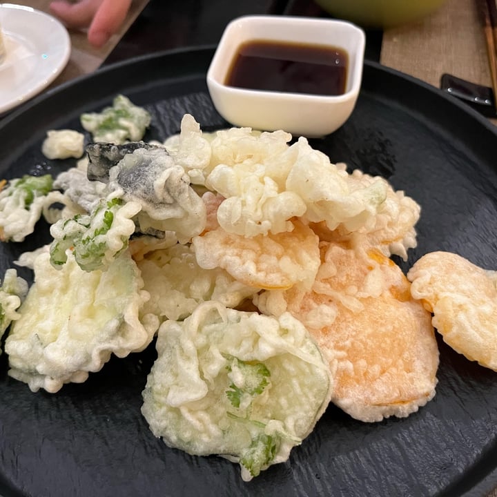 photo of FirenZEN Noodle Bar 上海面馆 tempura di verdure shared by @miba on  08 Jun 2023 - review