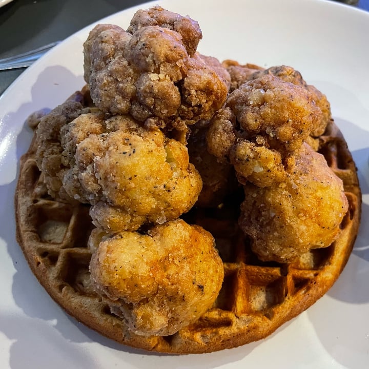 photo of Kale My Name Chicken and Waffles shared by @tofutrey on  31 Dec 2022 - review
