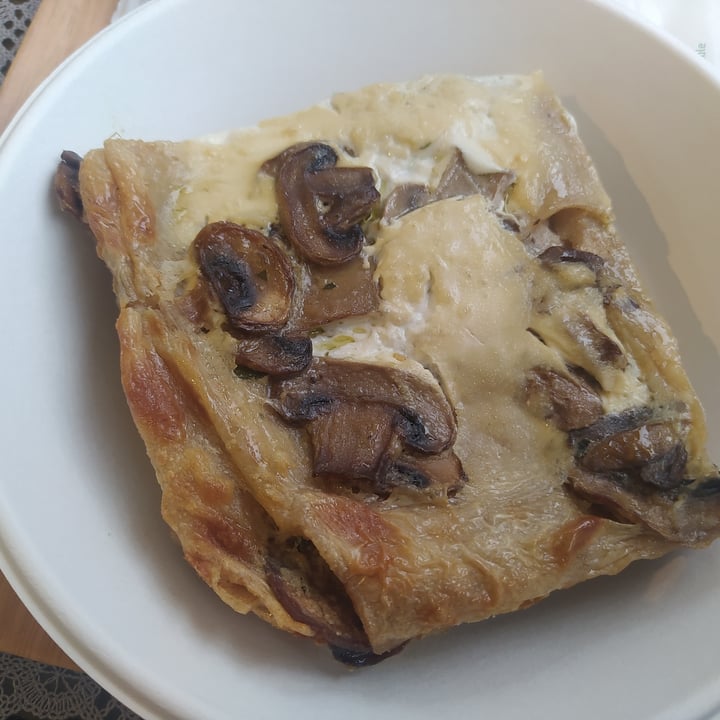 photo of La Cucina Naturale lasagne carciofi e funghi shared by @valy on  31 Dec 2022 - review