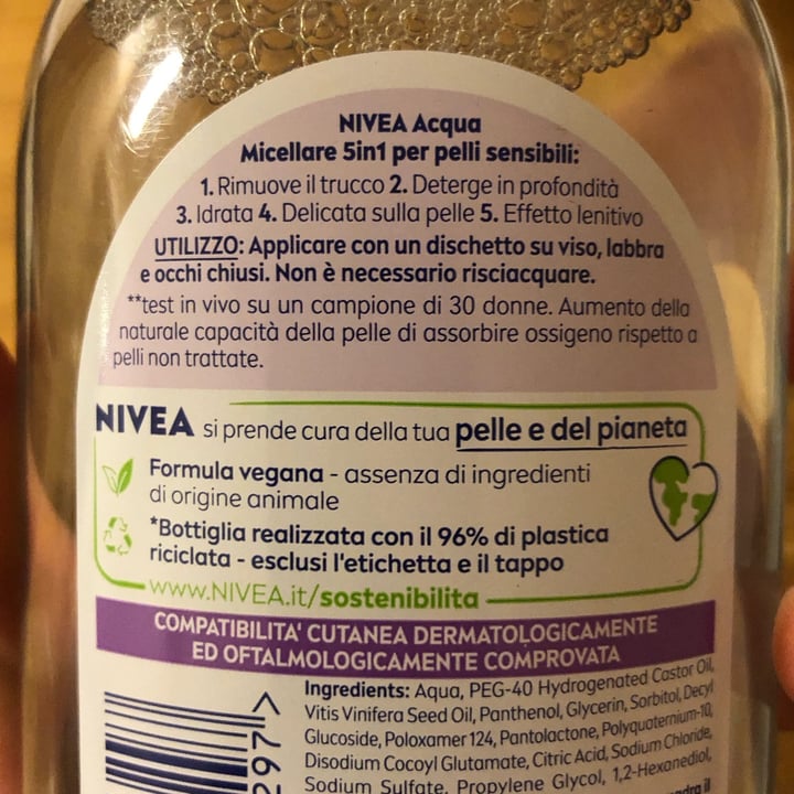 photo of Nivea 5 in 1 acqua micellare shared by @alicebveg on  18 Dec 2022 - review