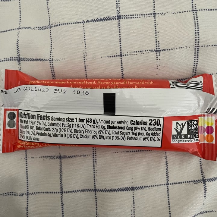 photo of Larabar Cashew Cookie Bar shared by @claudiad on  15 Jul 2023 - review
