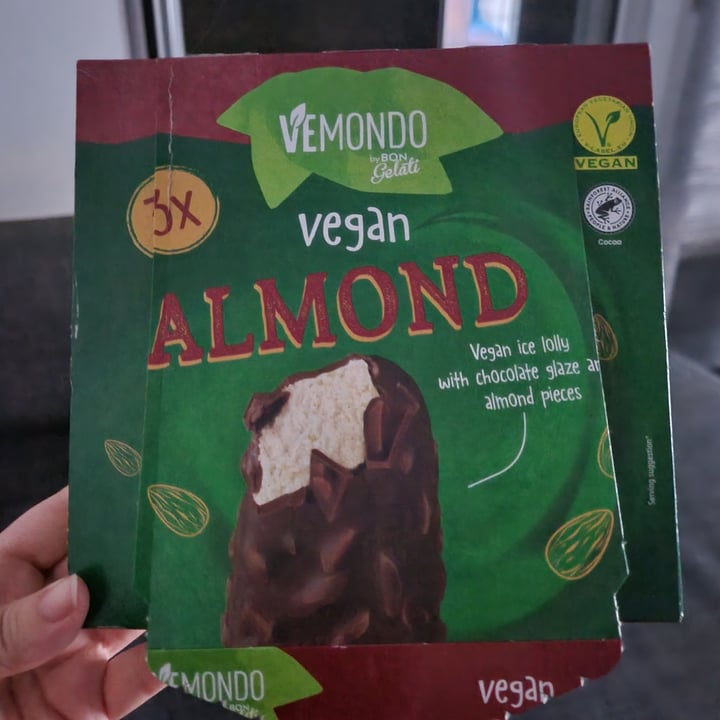 photo of Vemondo 3X Vegan Almond shared by @edda123 on  10 Aug 2023 - review