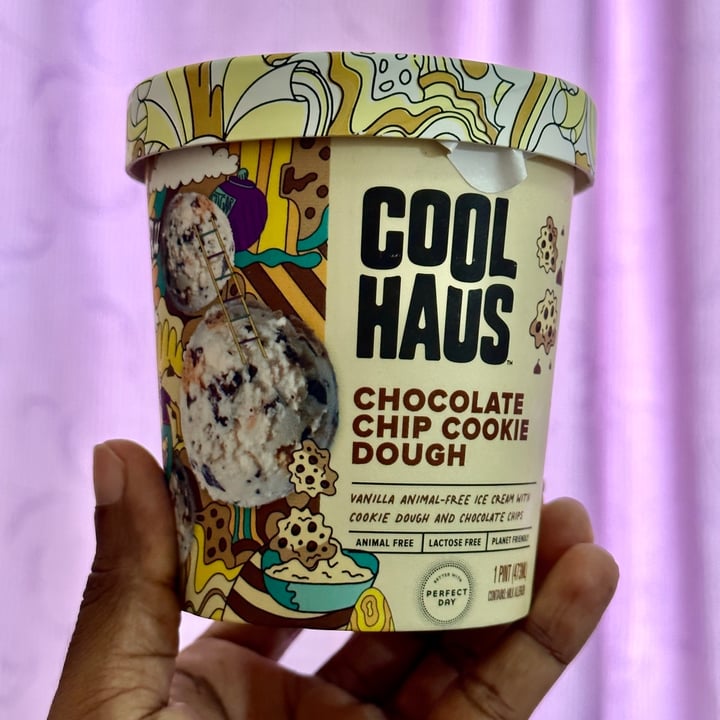 photo of COOL HAUS Chocolate Chip Cookie Dough Ice Cream shared by @vegan-ravana on  10 Jul 2023 - review