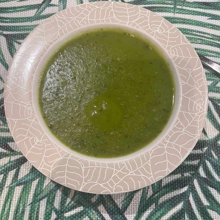 photo of Woolworths Food everything green soup shared by @nadsb on  11 Apr 2023 - review