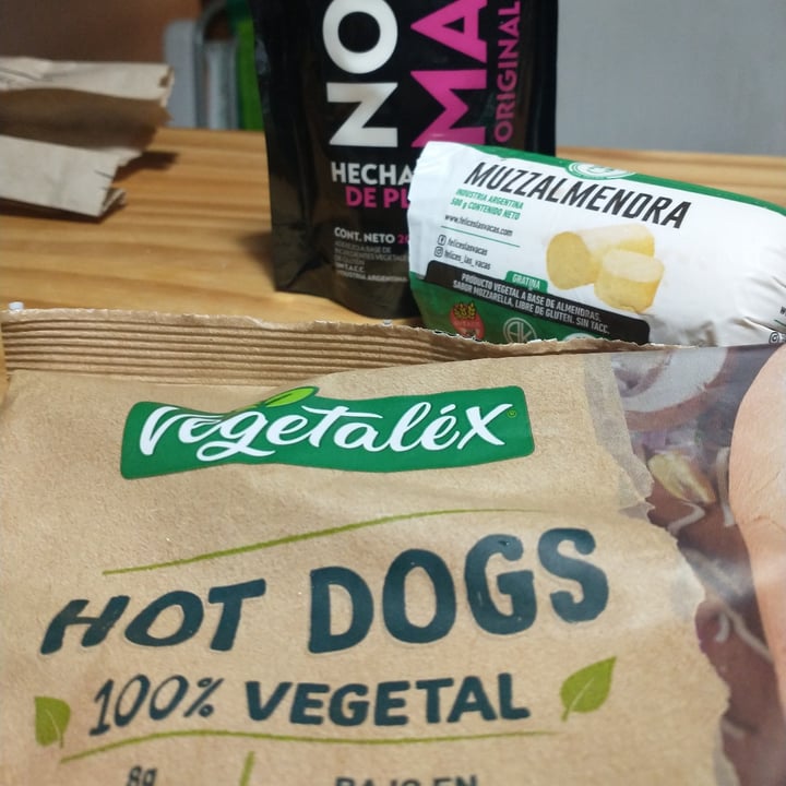 photo of Vegetalex Hot dogs 100% Vegetal shared by @nahomarts on  04 May 2023 - review