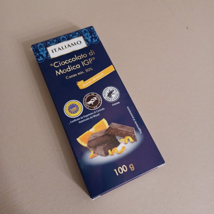 photo of Italiamo Cioccolato di Modica con scorze d’arancia shared by @daniteo on  26 Jan 2023 - review