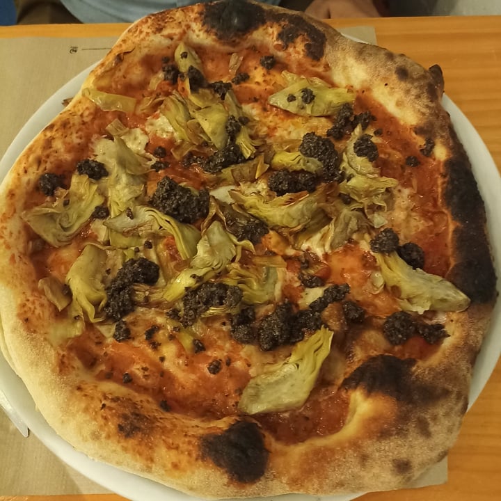 photo of Pizzi & Dixie Pizza Truffata shared by @trajkovskagutierrez on  31 May 2023 - review