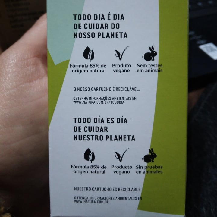 photo of Natura Jabon liquido exfoliante corporal hierba limon y menta Todo Dia shared by @sabry-mv on  21 Jul 2023 - review