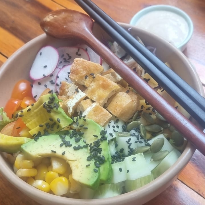 photo of Song Linh Food & Drink Vegan Poke Bowl shared by @conjuringwanderlust on  31 May 2023 - review