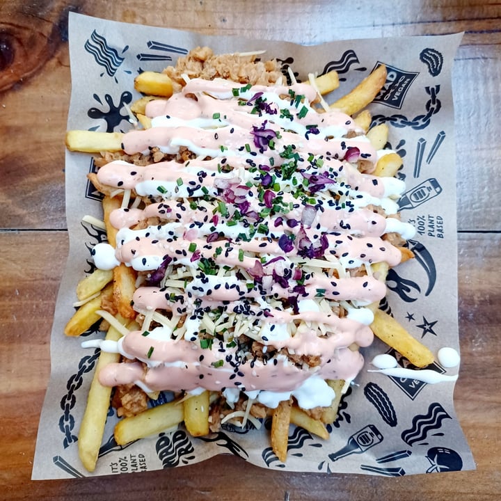 photo of Mad Mad Vegan Supreme Yaya Fries shared by @angso on  18 May 2023 - review