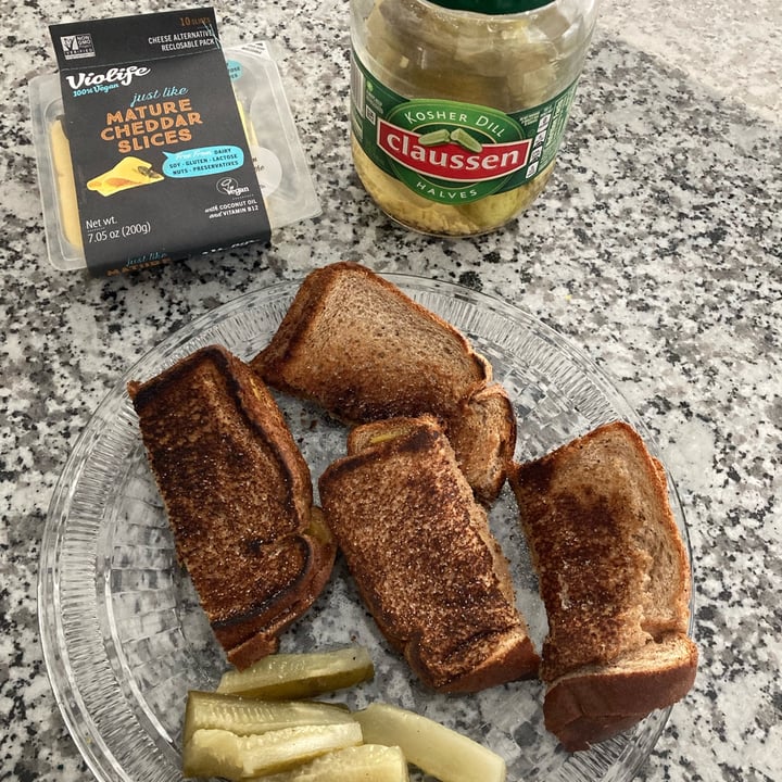 photo of Violife Mature Cheddar Slices shared by @mollygrace on  05 Feb 2023 - review