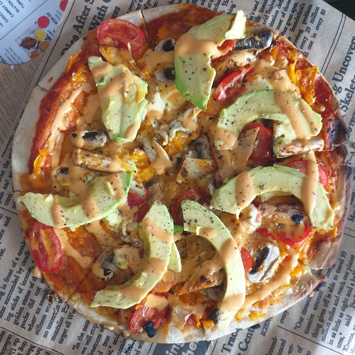 photo of Vegan Streetfood Deli - Obs Chickless Mushroom Mayo Pizza shared by @ullu on  28 Jan 2023 - review