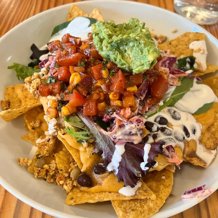photo of Cleveland Vegan Loaded Nachos shared by @kristin548 on  26 Feb 2023 - review