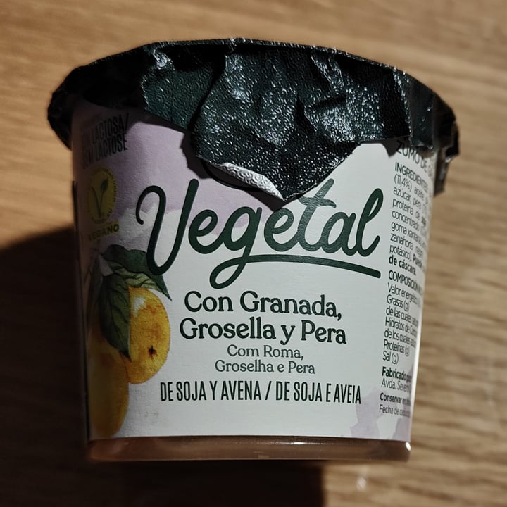 photo of Montero Alimentación Postre Vegetal con Granada, Grosella y Pera shared by @sym on  24 Feb 2023 - review