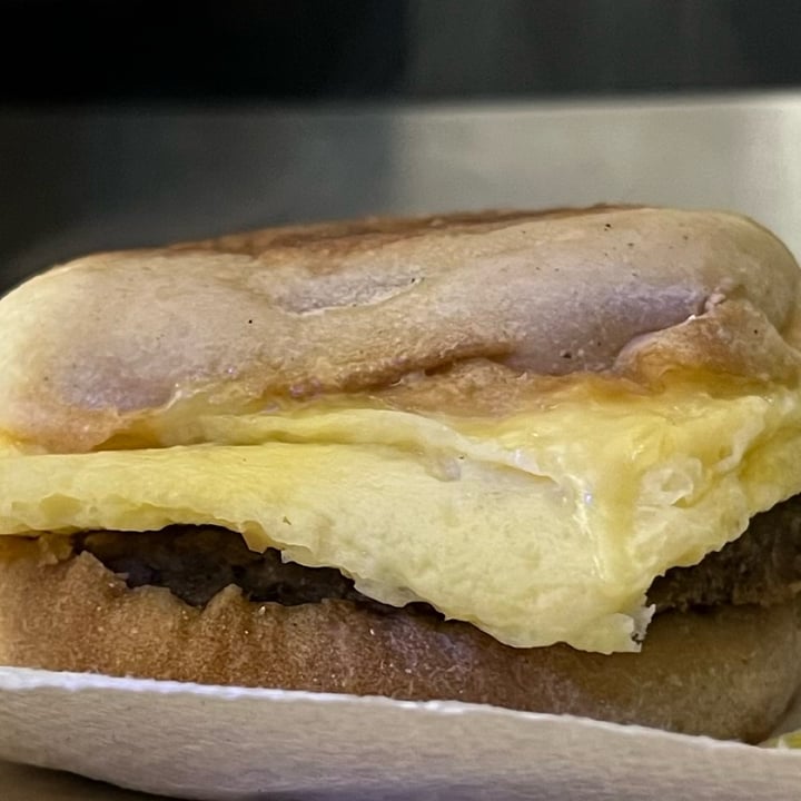 photo of Field Roast Classic style sausage egg cheese breakfast sandwich shared by @vegangma on  09 Mar 2023 - review