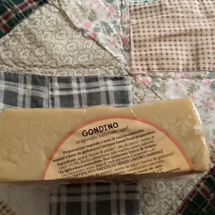 photo of Eatgreen formaggio Gondino stagionato shared by @monukaki on  31 May 2023 - review