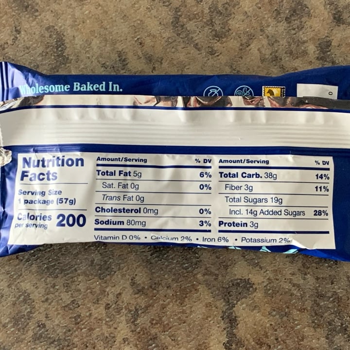 photo of Nature's Bakery fig bar blueberry shared by @louisg on  05 Mar 2023 - review