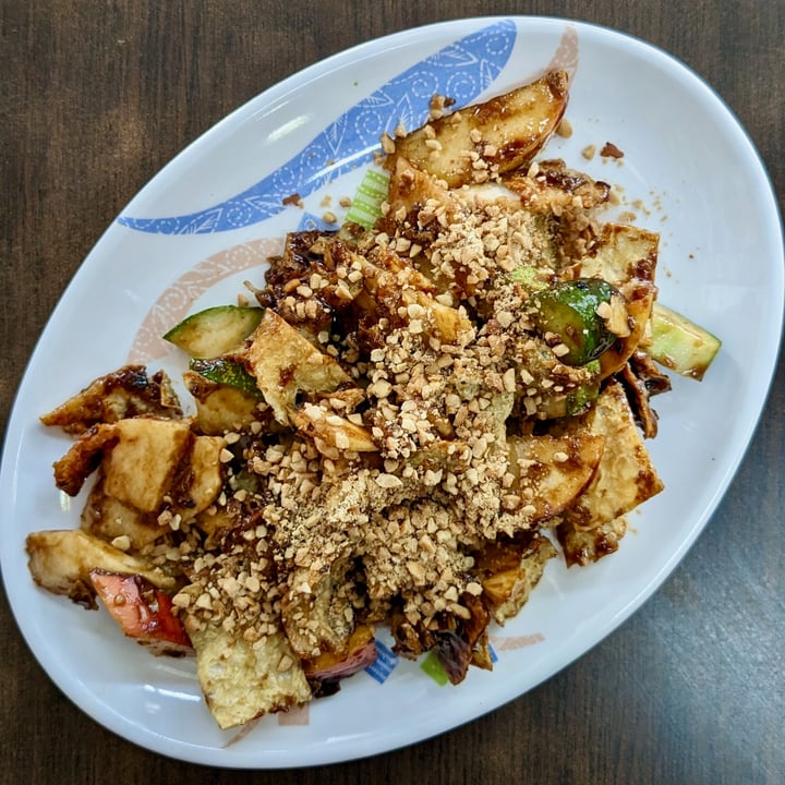 photo of Yi Xin Vegetarian Rojak shared by @xinru-t on  01 Mar 2023 - review