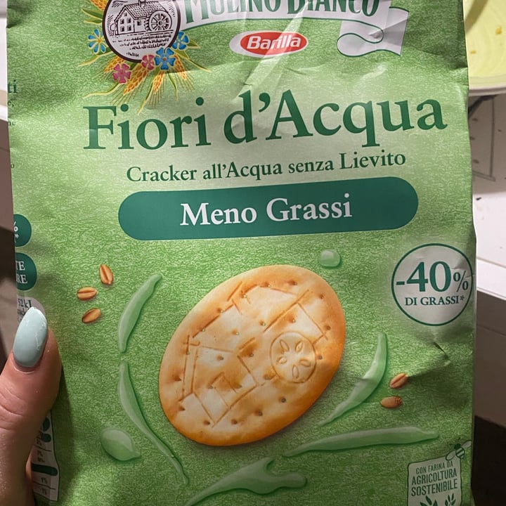 photo of Mulino Bianco Cracker all'acqua shared by @martimollylucytonina on  29 Mar 2023 - review