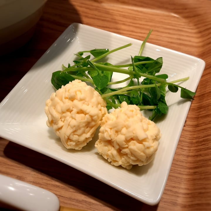 photo of T's TanTan Ecute Ueno Vegan Cheese Balls shared by @linfoodhunts on  20 Apr 2023 - review