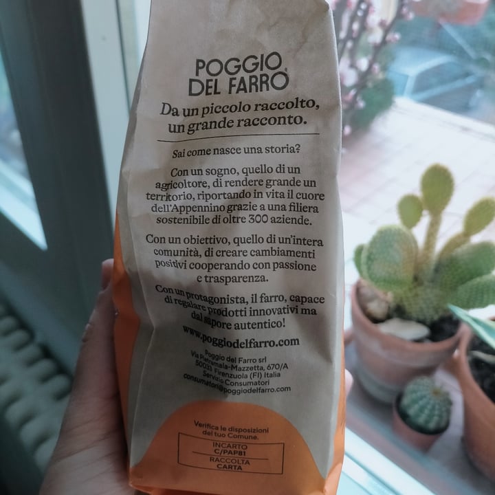 photo of Poggio del farro Farro Flakes Bio Integrali shared by @zimtundingwer on  11 Mar 2023 - review